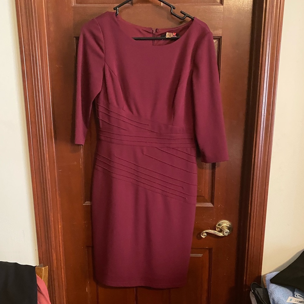 BEAUTIFUL three quarter sleeve dress
